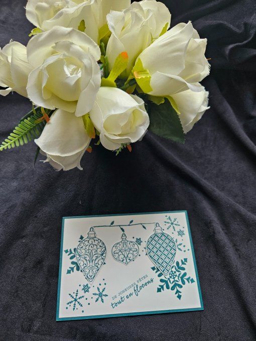 Carte de vœux flocons boules de Noël